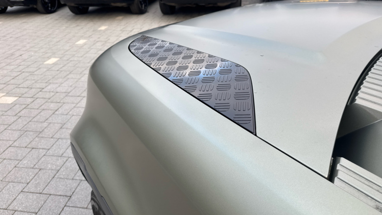 Land Rover Defender 3.0 D250 HSE 90 3dr Auto Diesel Estate